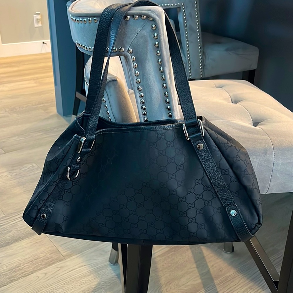 Authentic Gucci Abbey bag